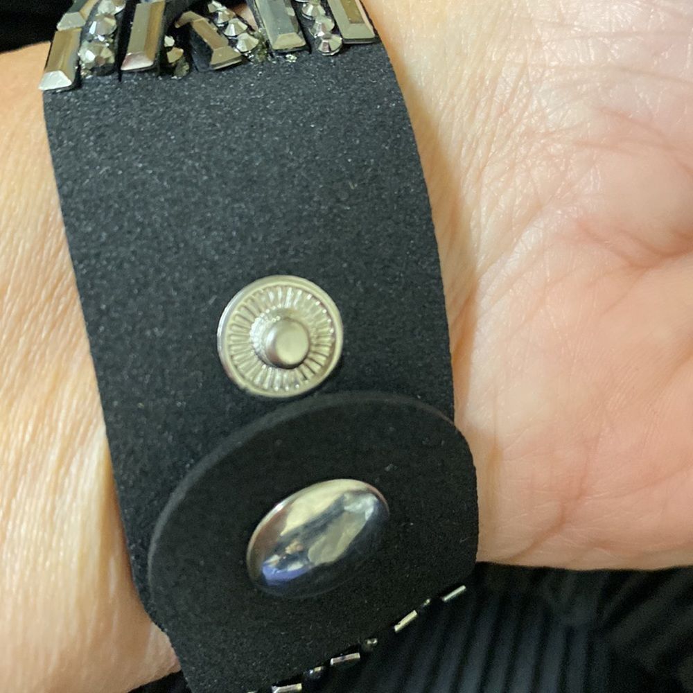 Ring & Wrap Bracelet - Picture 4 of 11